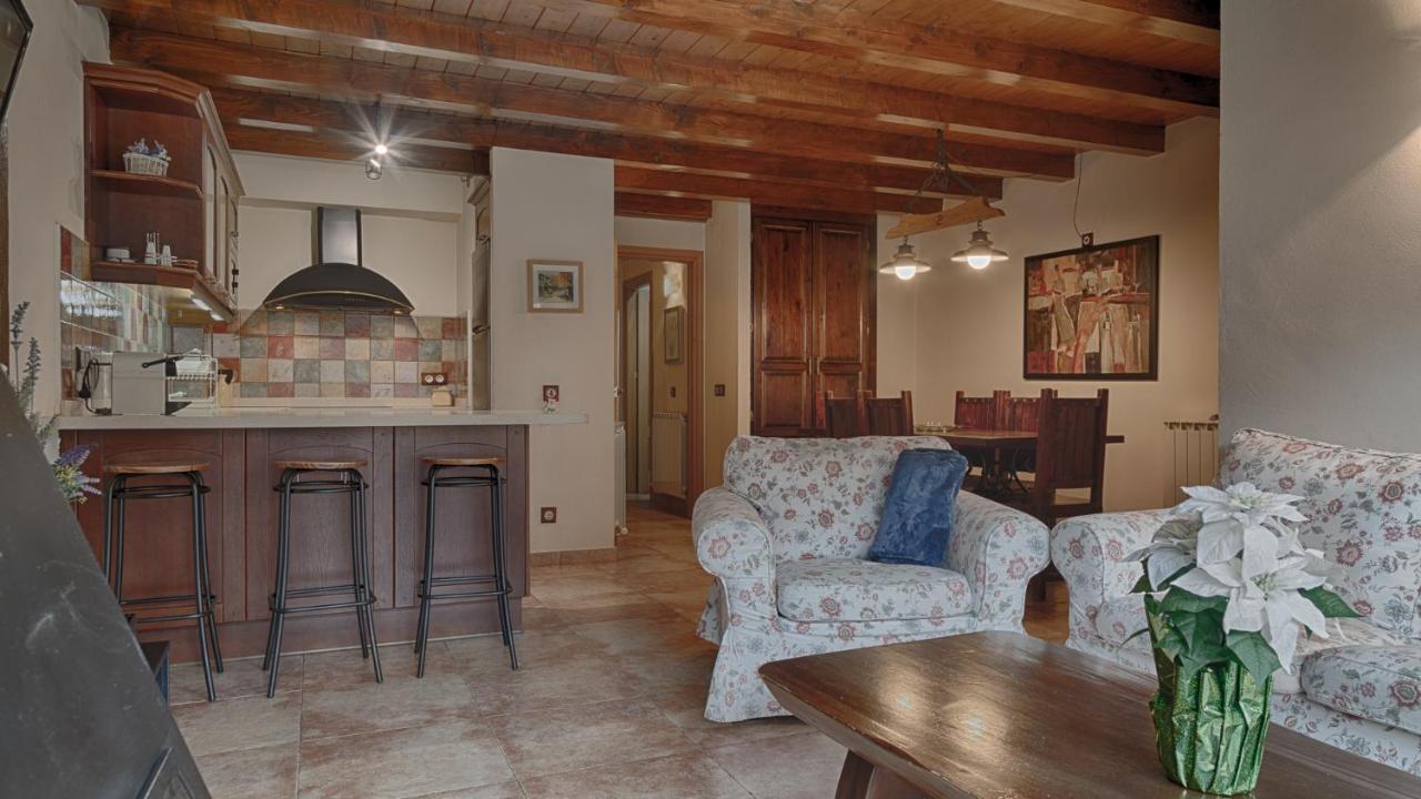 Plaus Bossòst Exterior foto